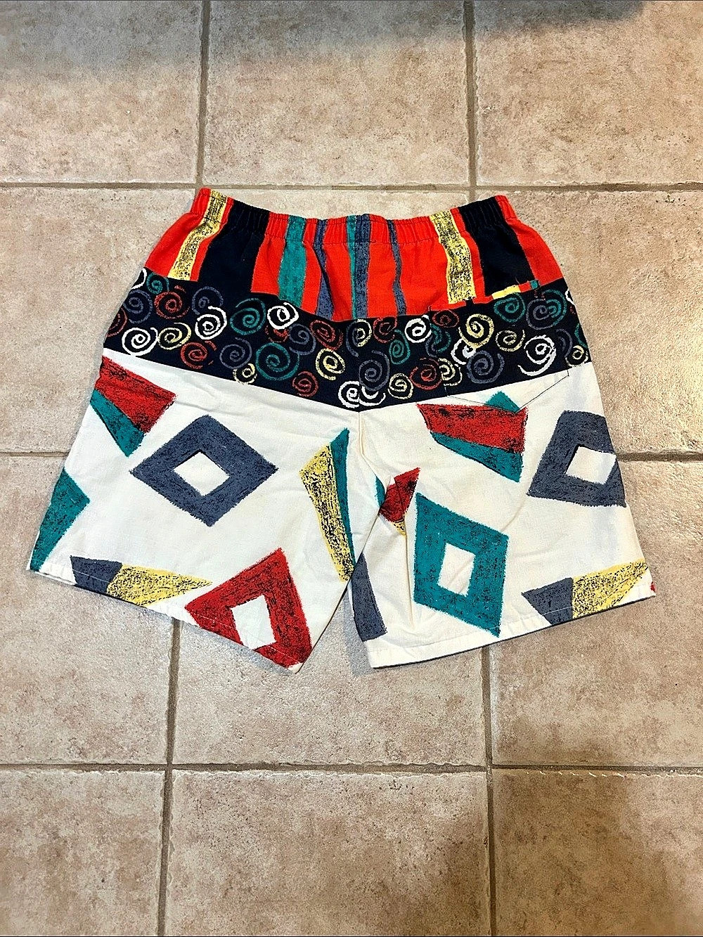 Vintage Geometric Shorts Size Large